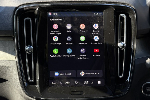 2025 Volvo XC40 XZ Plus B4 SUV Image 15