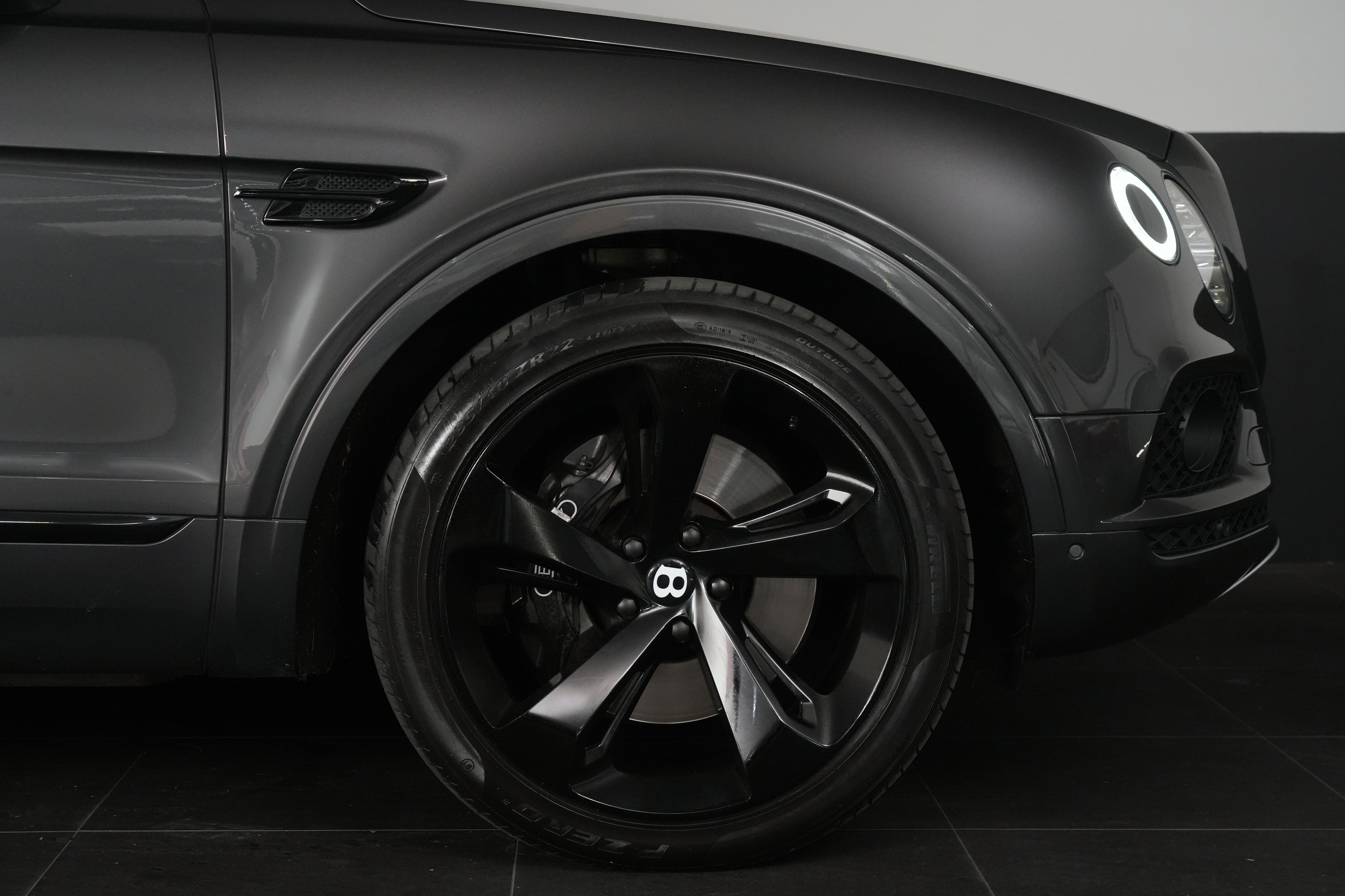 2020 Bentley Bentayga V8 SUV Image 20