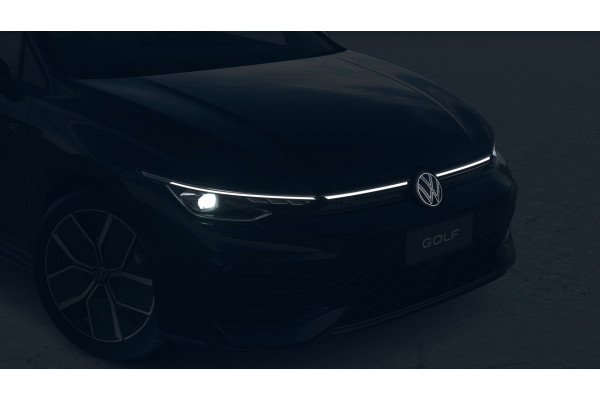 2025 Volkswagen Golf 8.5 110TSI R-Line Hatch Image 11