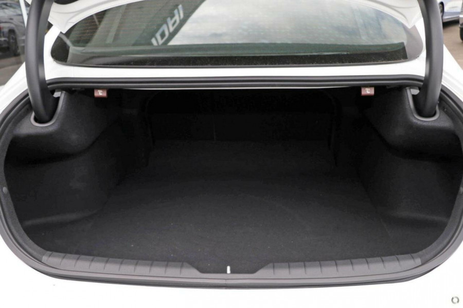 2026 Hyundai Sonata DN8.V4 N Line Sedan Image 6