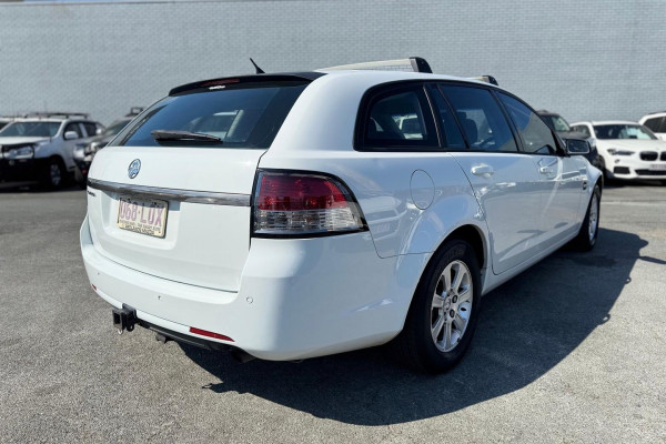2009 MY9.5 Holden Commodore VE Omega Wagon Image 8