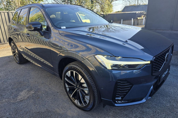 2026 Volvo XC60 UZ Ultra B5 Dark SUV Image 2
