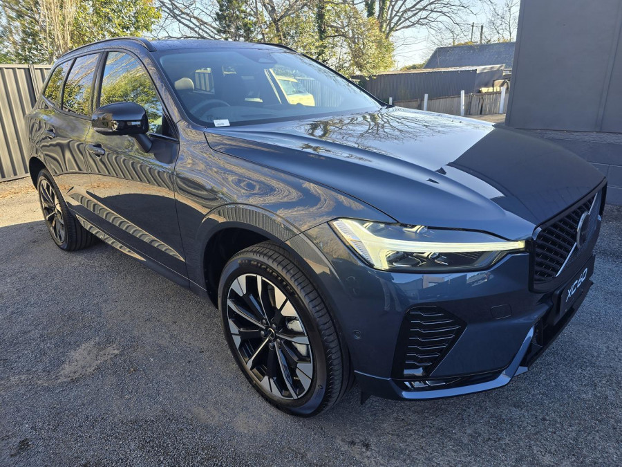 2026 Volvo XC60 UZ Ultra B5 Dark SUV Image 2