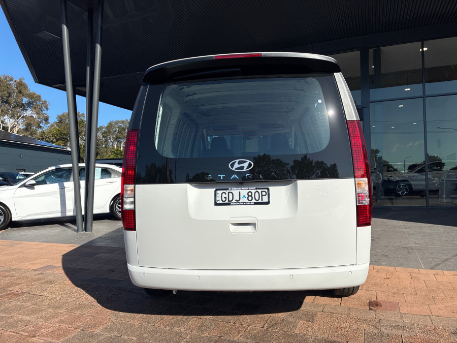 2026 MY27 Hyundai Staria Load US4.V4  Van Image 5