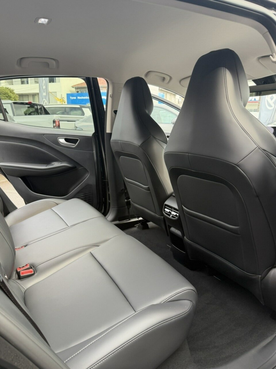 2026 MG MG4 EV Urban AH4E Essence 54 Hatch Image 17