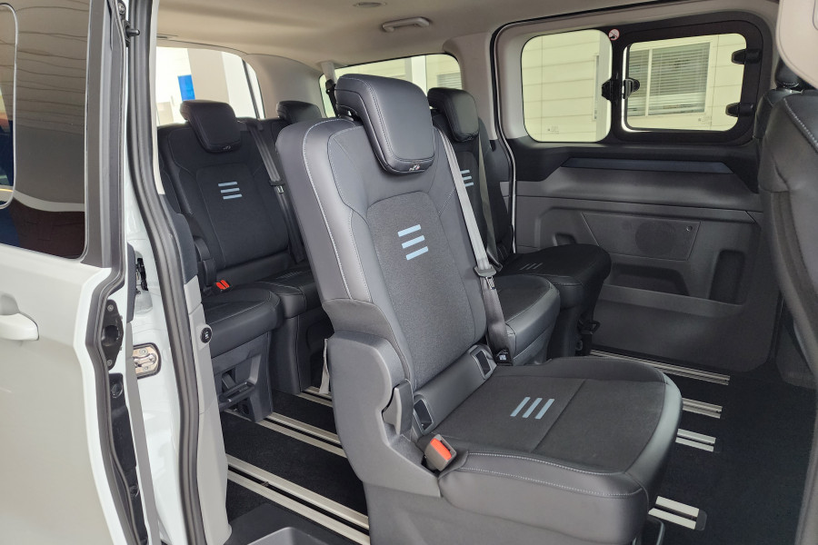 2024 MY24.5 Ford Tourneo AV Active People Mover Image 11