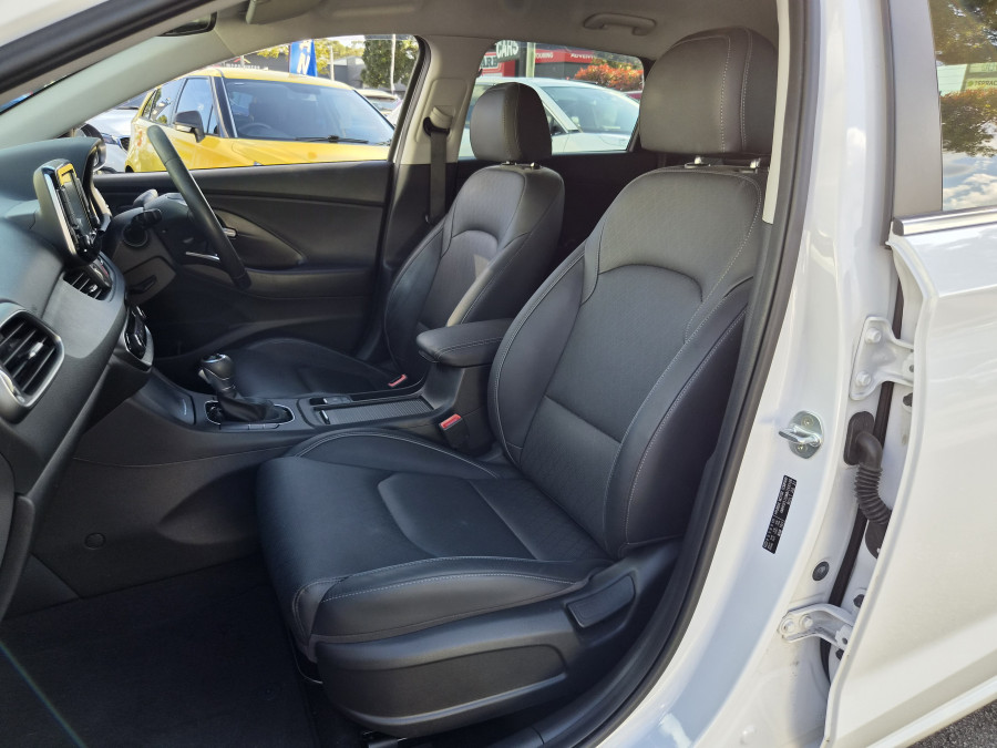 2021 MY22 Hyundai i30 PD.V4 Active Hatch Image 12
