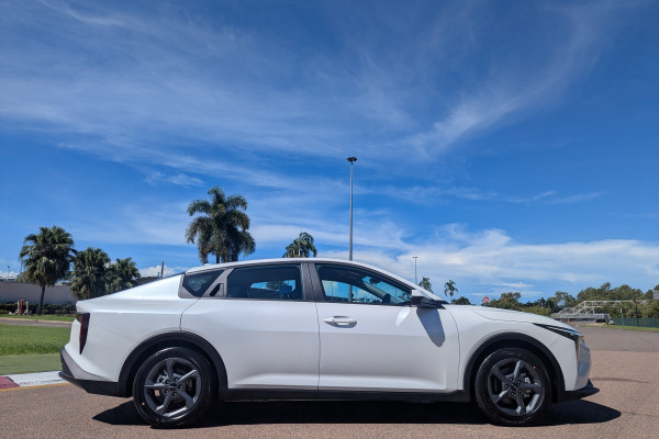 2024 MY25 Kia K4 CL4m S Sedan Image 5