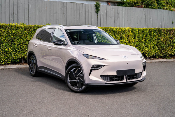 2026 MG MGS5 EV Essence 49 SUV Image 1