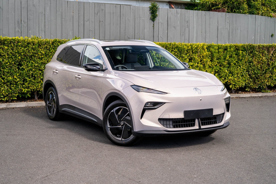 2026 MG MGS5 EV Essence 49 SUV Image 1