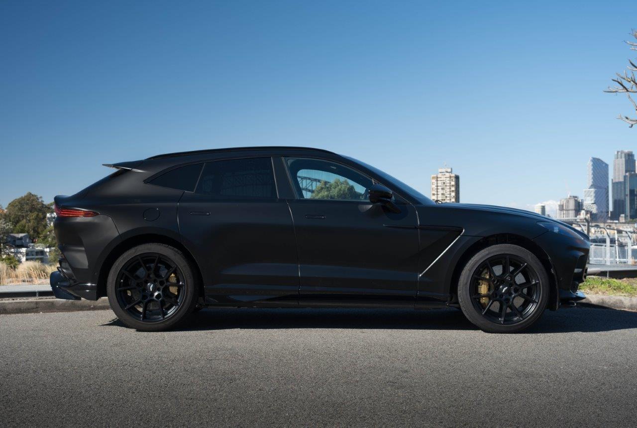2022 Aston Martin DBX 707 SUV Image 7