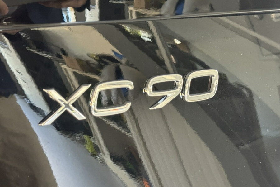 2024 MY25 Volvo XC90 L Series Ultra T8 Plug-In Hybrid SUV Image 6