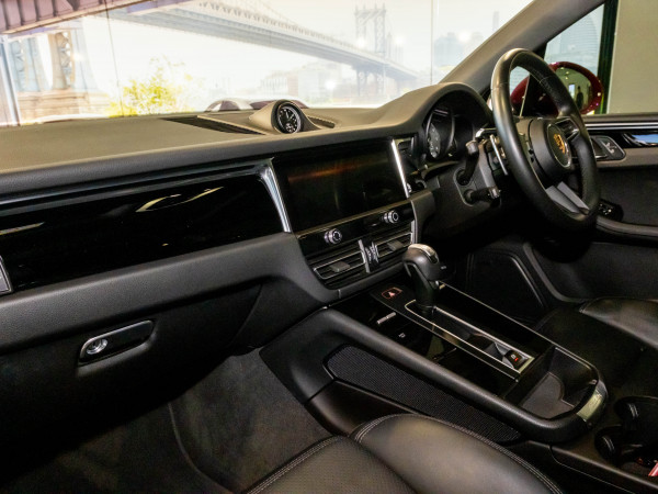 2024 Porsche Macan 95B S SUV image 17