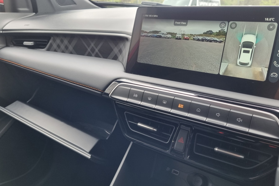 2025 MY24.5 MG MG3 ZP22 Essence Hybrid+ Hatch Image 16