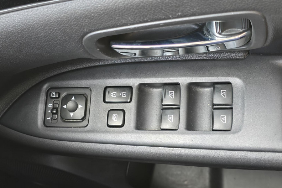 2020 MY21 Mitsubishi Outlander ZL LS SUV Image 15