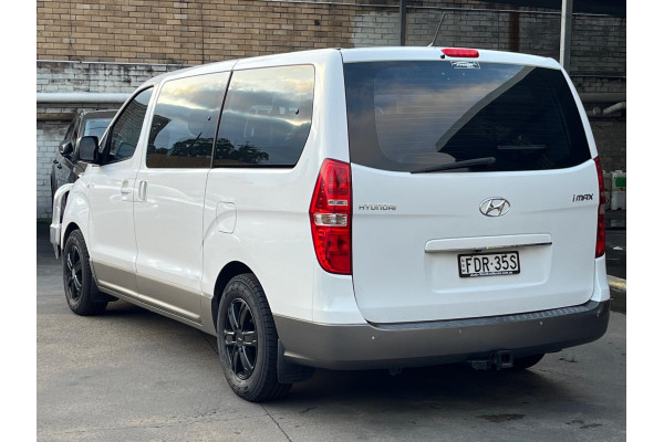 2017 MY18 Hyundai iMax TQ3-W Series II  People Mover Image 5