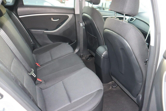2016 MY17 Hyundai i30 GD4 Series II Active Hatch Image 16