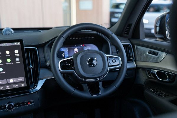 2026 Volvo XC90 L Series Black Edition SUV Image 14