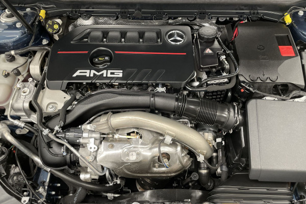 2021 Mercedes-Benz A-class A35 AMG Hatch Image 3