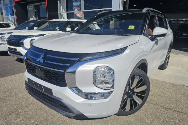 2025 Mitsubishi Outlander ZM Exceed Tourer SUV Image 1