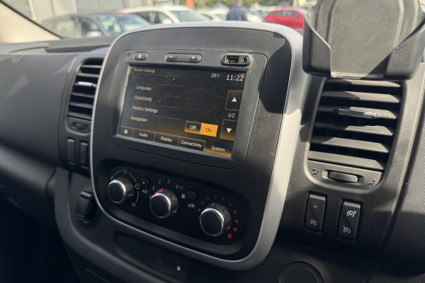 2022 Mitsubishi Express SN GLX+ Van Image 26