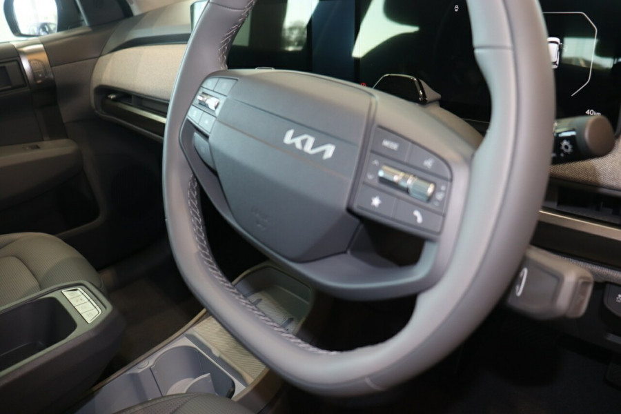 2025 Kia EV3 SV Earth SUV Image 13