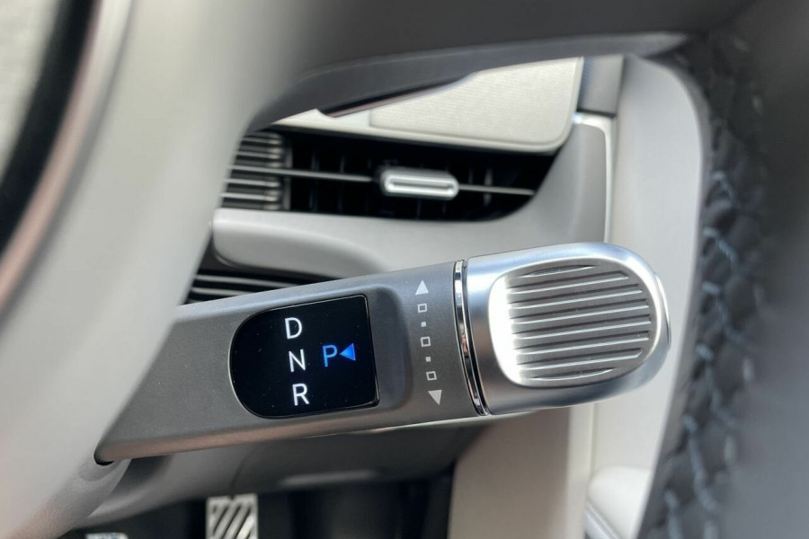 2024 Hyundai IONIQ 5 NE.V4 Dynamiq SUV Image 18