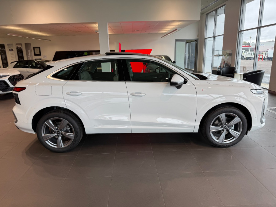 2026 Audi Q3 TFSI Sport SUV Image 2