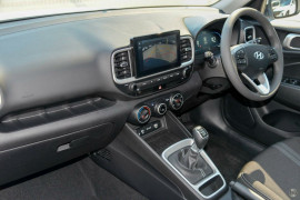2025 Hyundai Venue QX.V5  SUV image 7