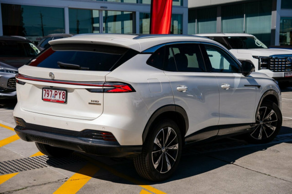 2025 MG HS AS33H Essence Hybrid+ SUV Image 2