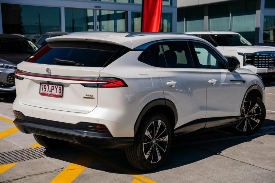 2025 MG HS AS33H Essence Hybrid+ SUV Image 2