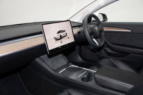 2023 Tesla Model 3  Rear-Wheel Drive Sedan image 22