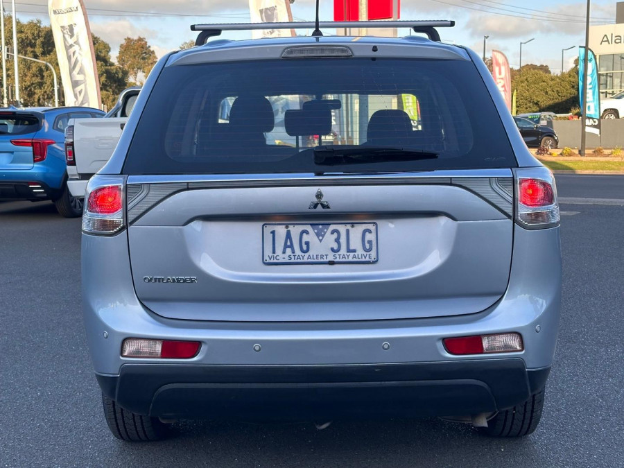 2012 MY13 Mitsubishi Outlander ZJ ES SUV Image 18