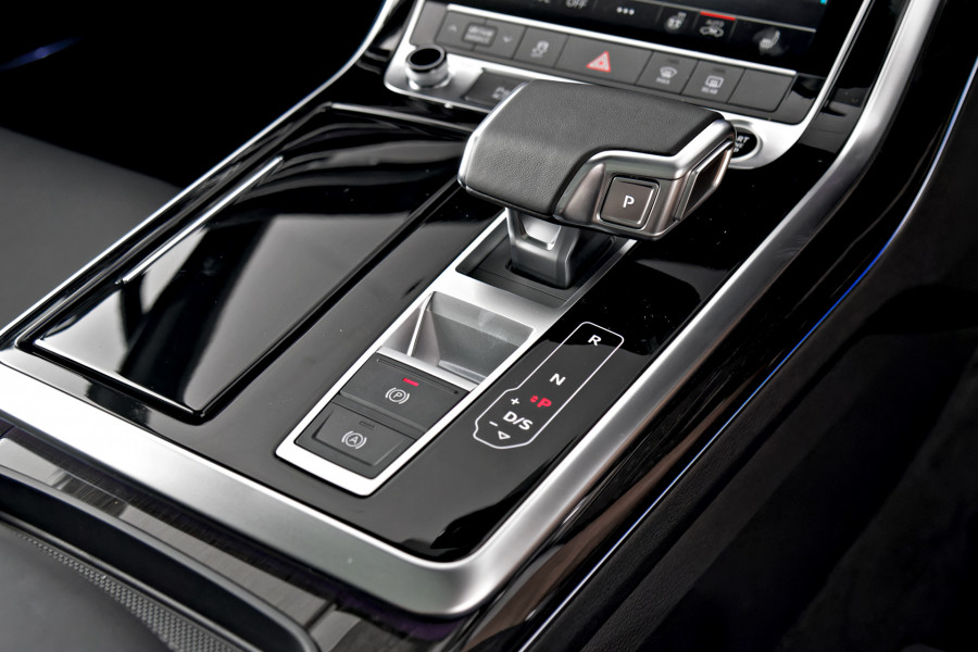 2026 MY25 Audi Q7 4M TDI 210kW S line SUV
