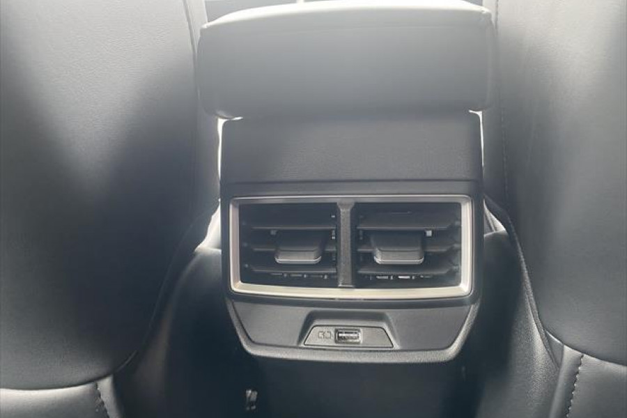 2025 MG ZS ZS32 Essence SUV Image 16