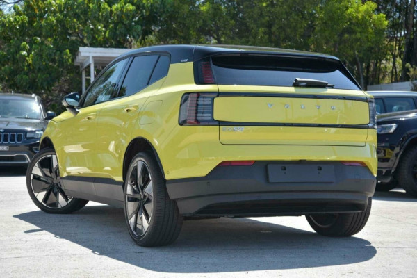 2024 MY25 Volvo EX30  Twin Motor Performance Ultra SUV Image 4