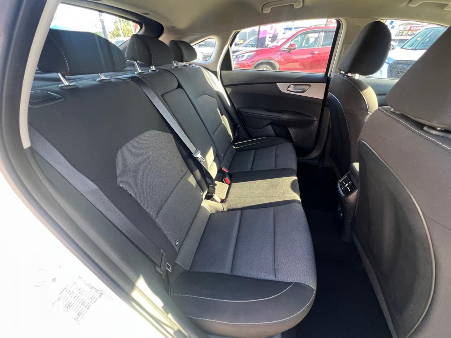 2023 MY24 Kia Cerato BD S Hatch Image 15