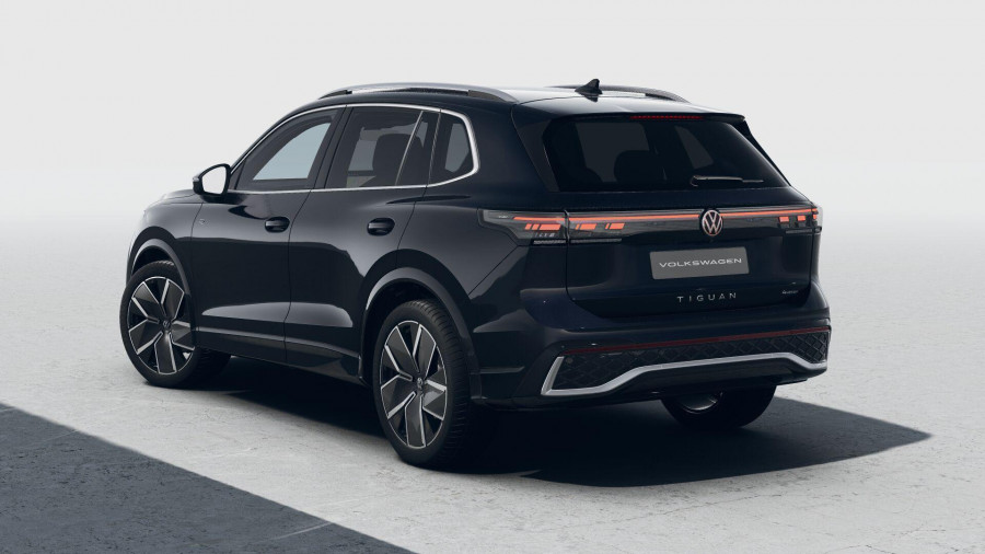 2026 Volkswagen Tiguan CT 195TSI R-Line SUV Image 3
