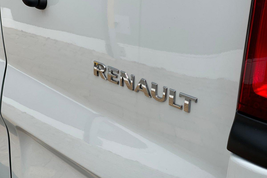 2024 Renault Trafic X82 Premium Van Image 12