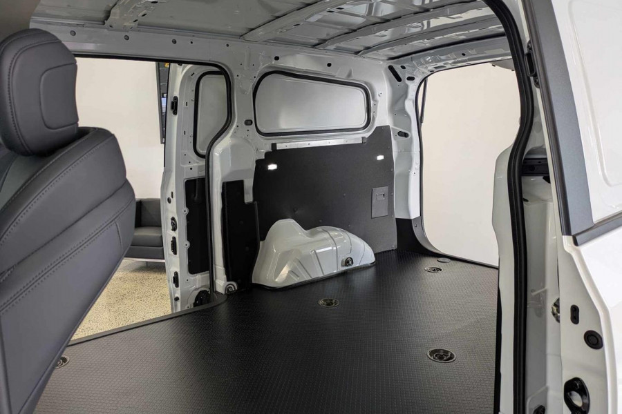 2025 LDV G10 SV7C + Van Image 11