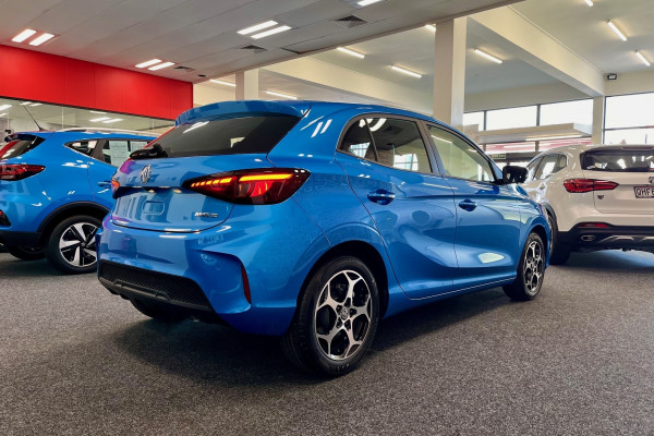 2024 MG MG3 Essence Hatch