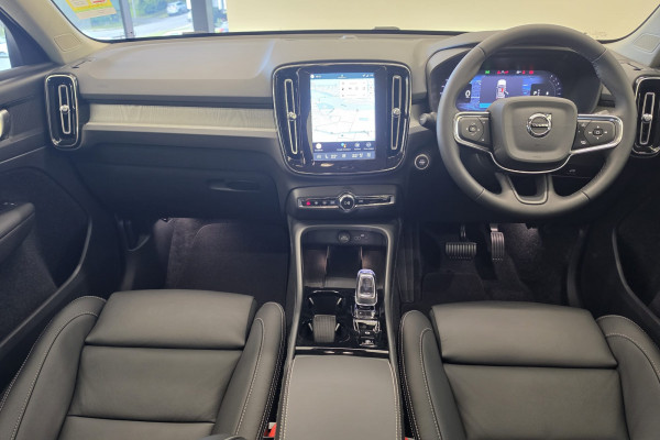 2025 MY26 Volvo XC40 XZ Ultra B4 Dark SUV