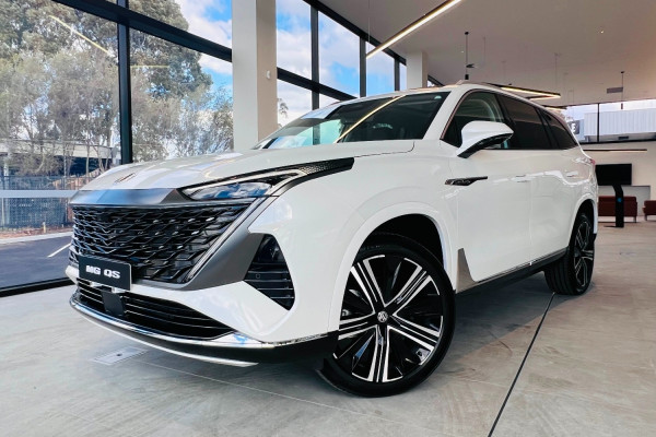 2026 MY25 MG QS IS31 Essence SUV Image 17