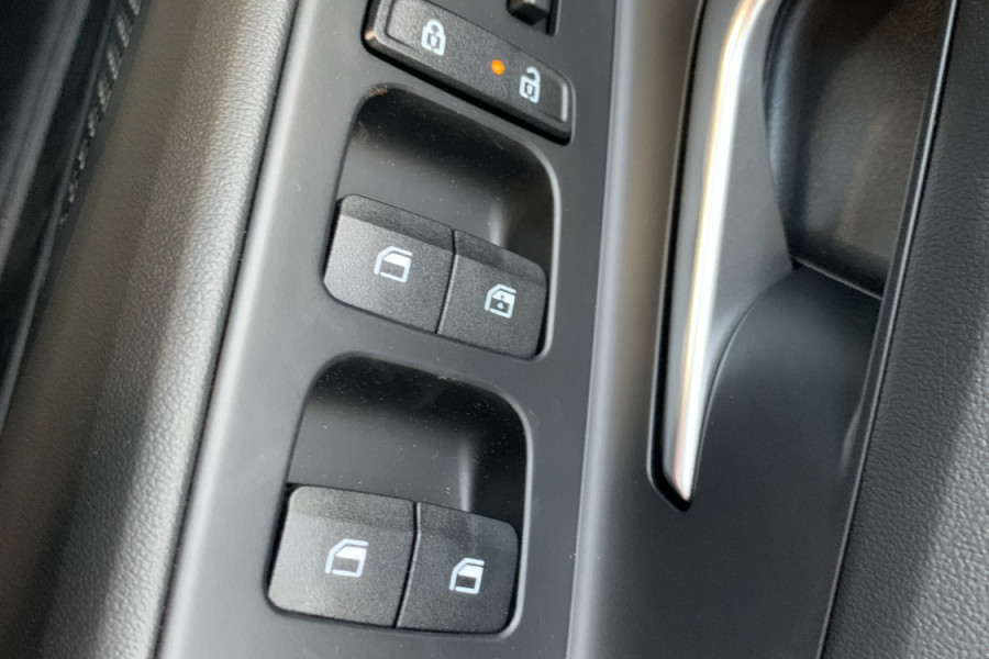 2025 Hyundai i30 CN7.V2  Sedan Image 18