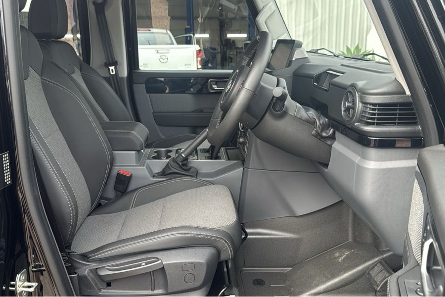 2024 INEOS Grenadier Utility Wagon Ute Image 27