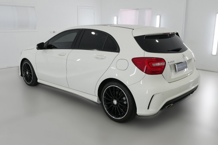 2015 MY06 Mercedes-Benz A-class W176 806MY A200 Hatchback