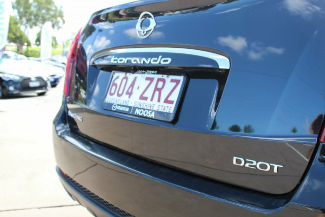 2011 SsangYong Korando C200 S 2WD Wagon Mobile Image 6