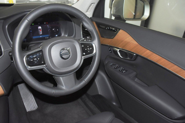2024 Volvo XC90 L Series Ultimate B5 Bright SUV Image 16
