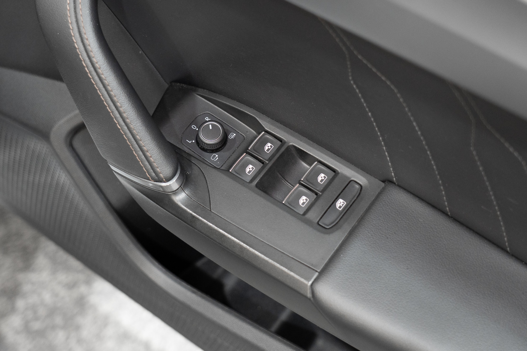 2022 Cupra Leon Vz Hatch Image 12