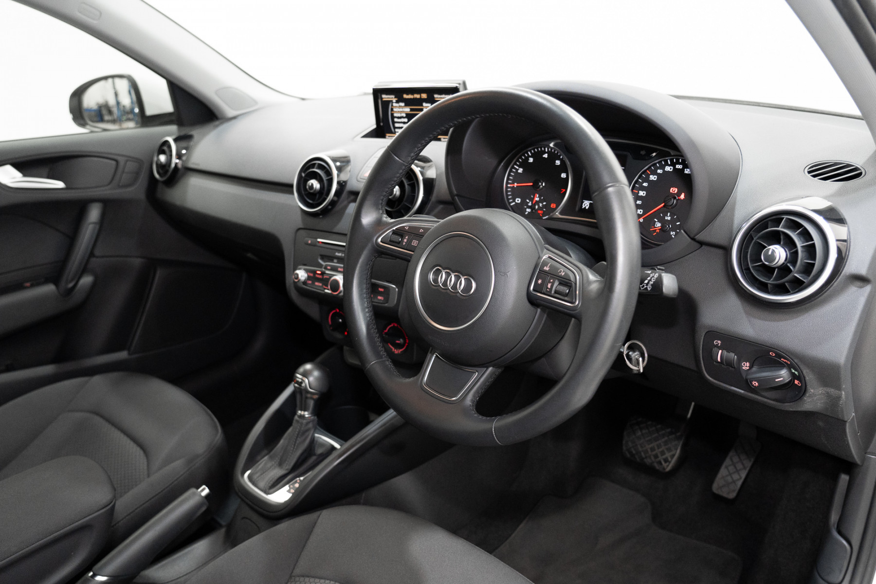 2016 Audi A1 Sportback 1.0 Tfsi Hatch Image 14